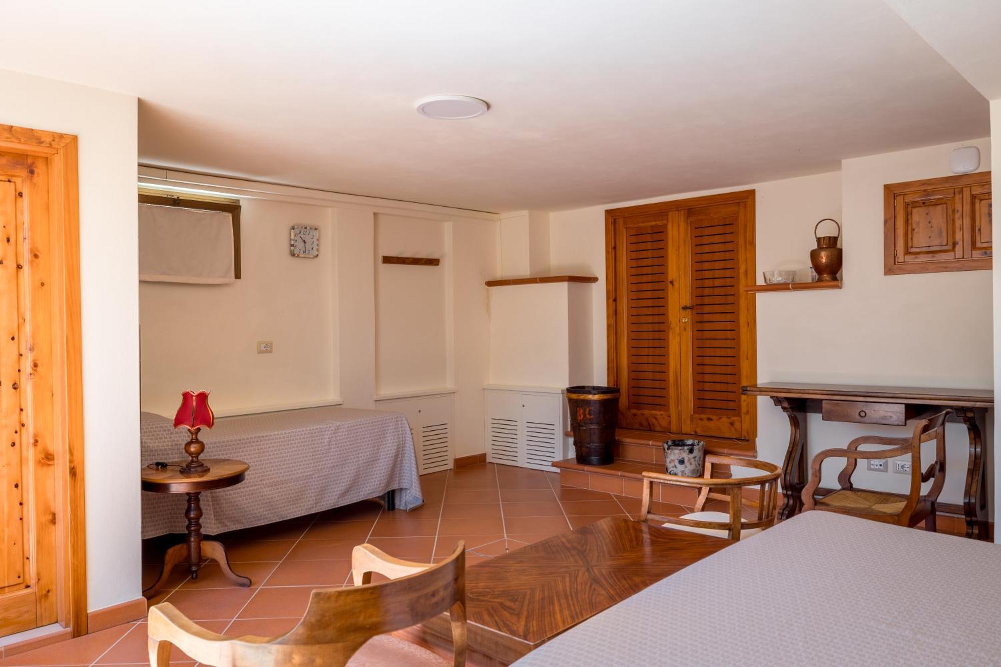 La Catena Apartment With Pool Ulignano Exterior photo
