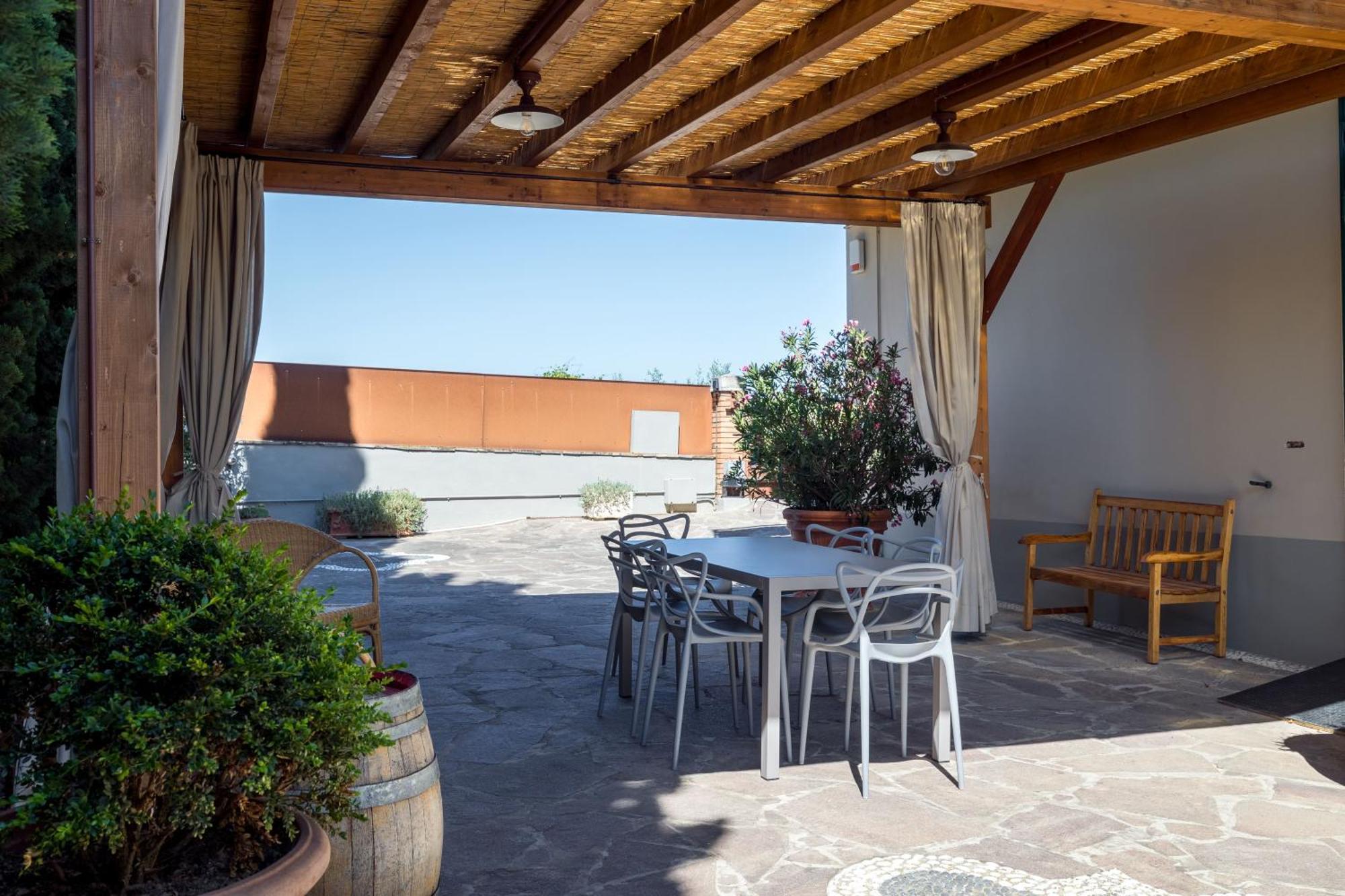La Catena Apartment With Pool Ulignano Exterior photo